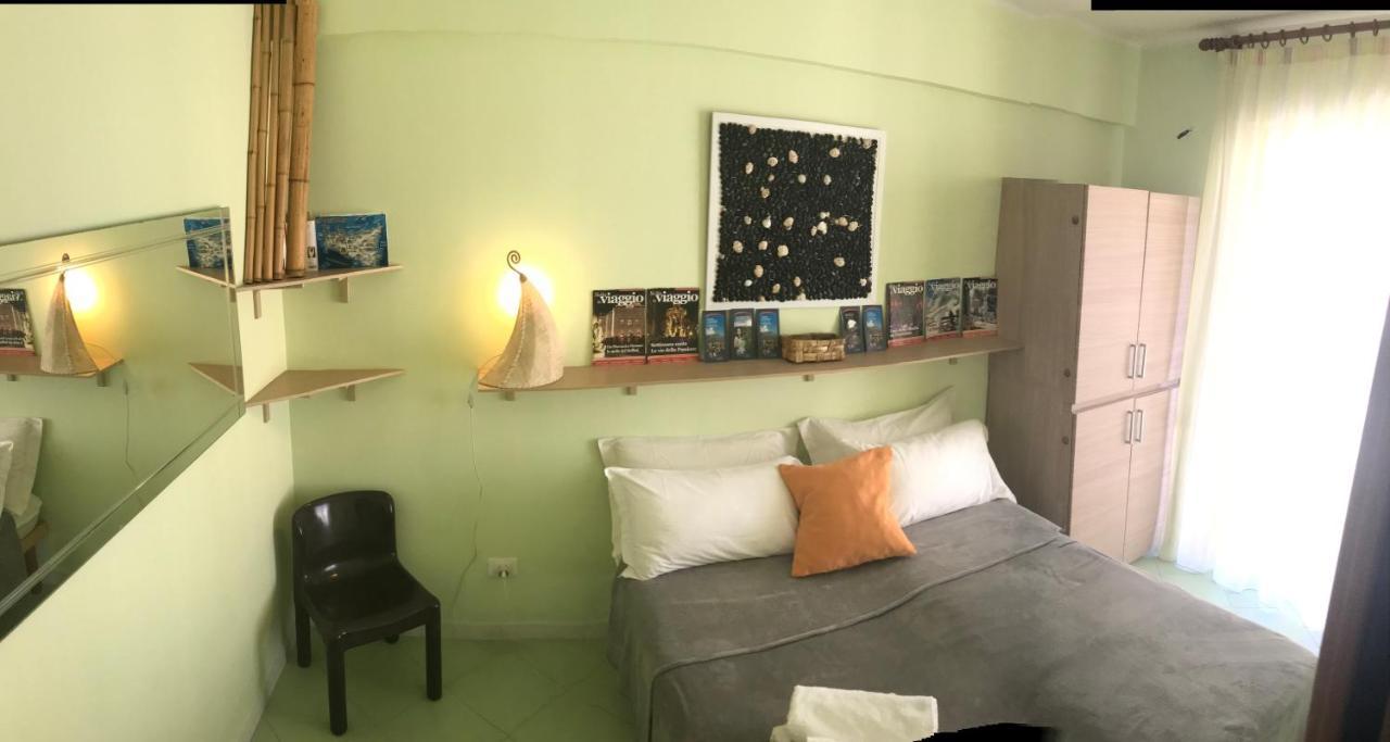 Adriana Casa Vacanze Mare Etna Sicilia 阿奇雷亚莱 外观 照片