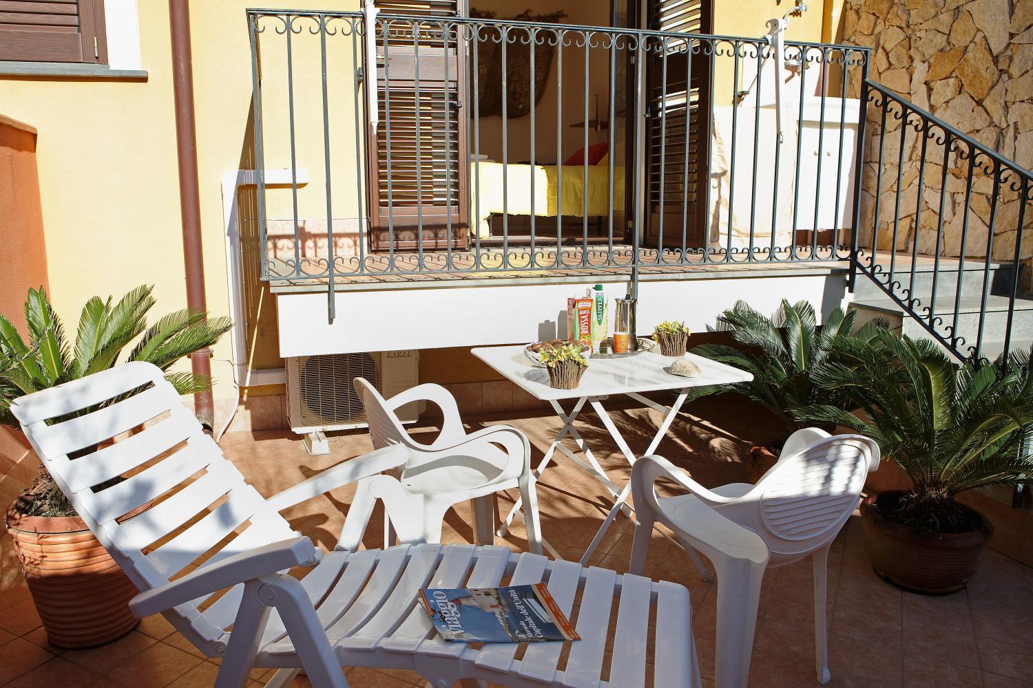 Adriana Casa Vacanze Mare Etna Sicilia 阿奇雷亚莱 外观 照片