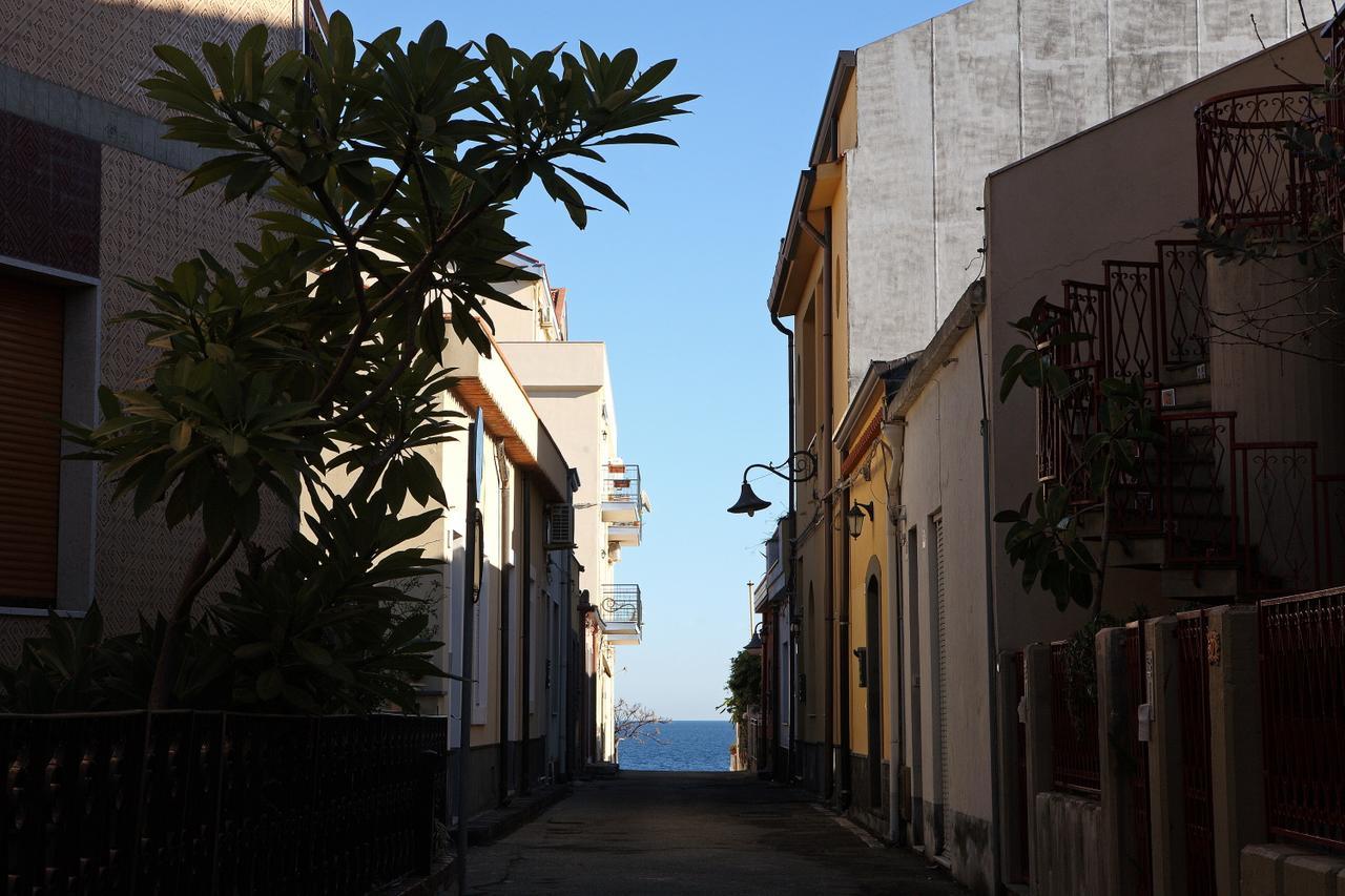 Adriana Casa Vacanze Mare Etna Sicilia 阿奇雷亚莱 外观 照片