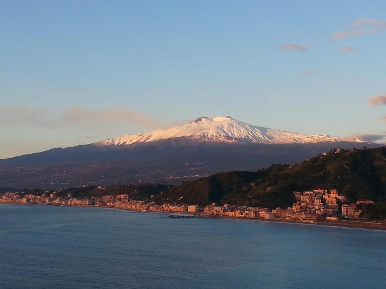 Adriana Casa Vacanze Mare Etna Sicilia 阿奇雷亚莱 外观 照片