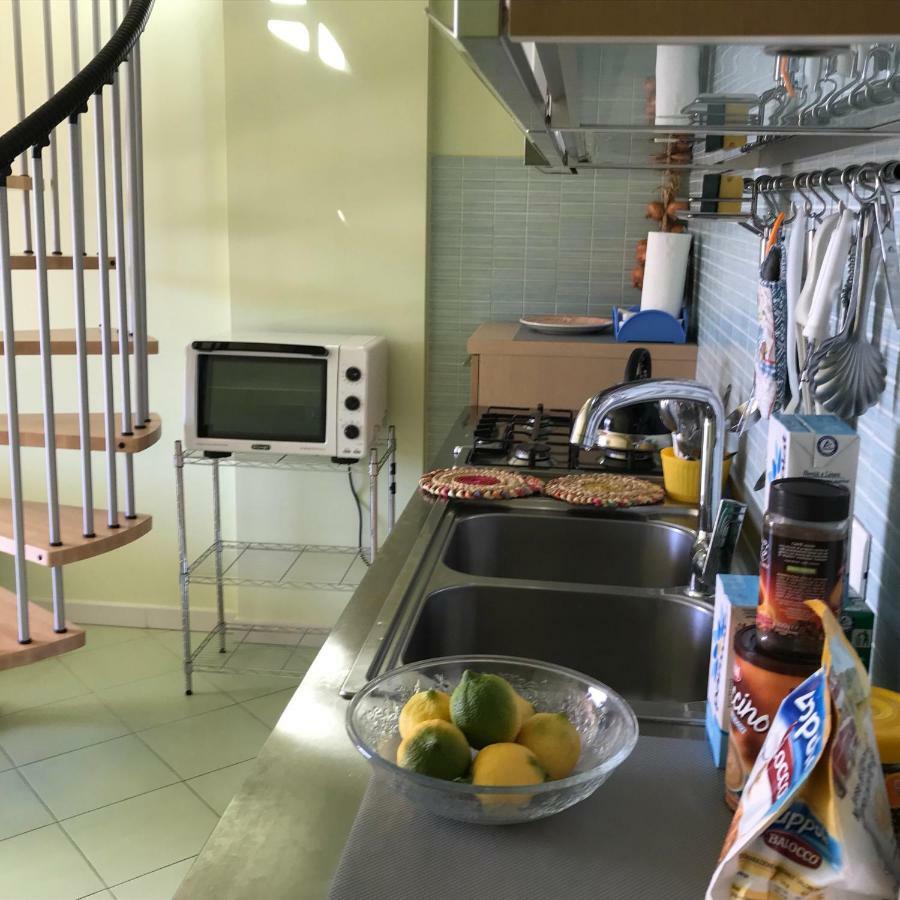 Adriana Casa Vacanze Mare Etna Sicilia 阿奇雷亚莱 外观 照片